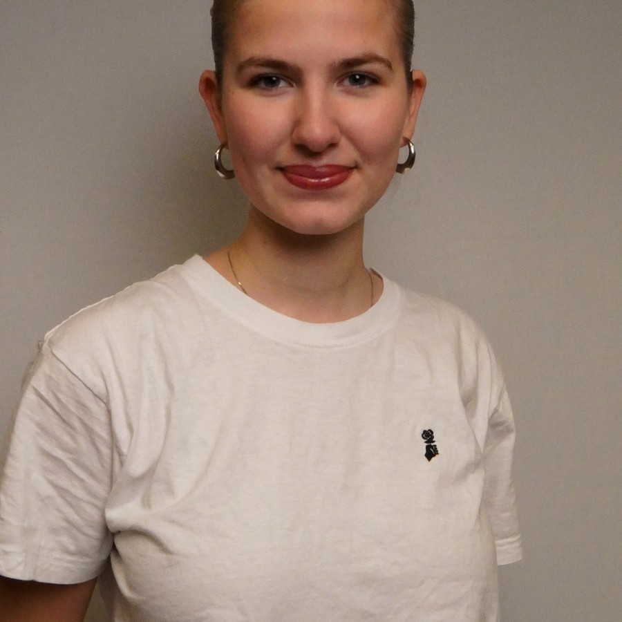 Rieke Schweighauser (sie)