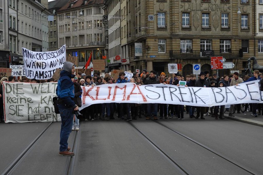 JUSO Basel-Stadt erachtet den Gegenvorschlag zur Klimagerechtigkeitsinitiative als ungenügend!